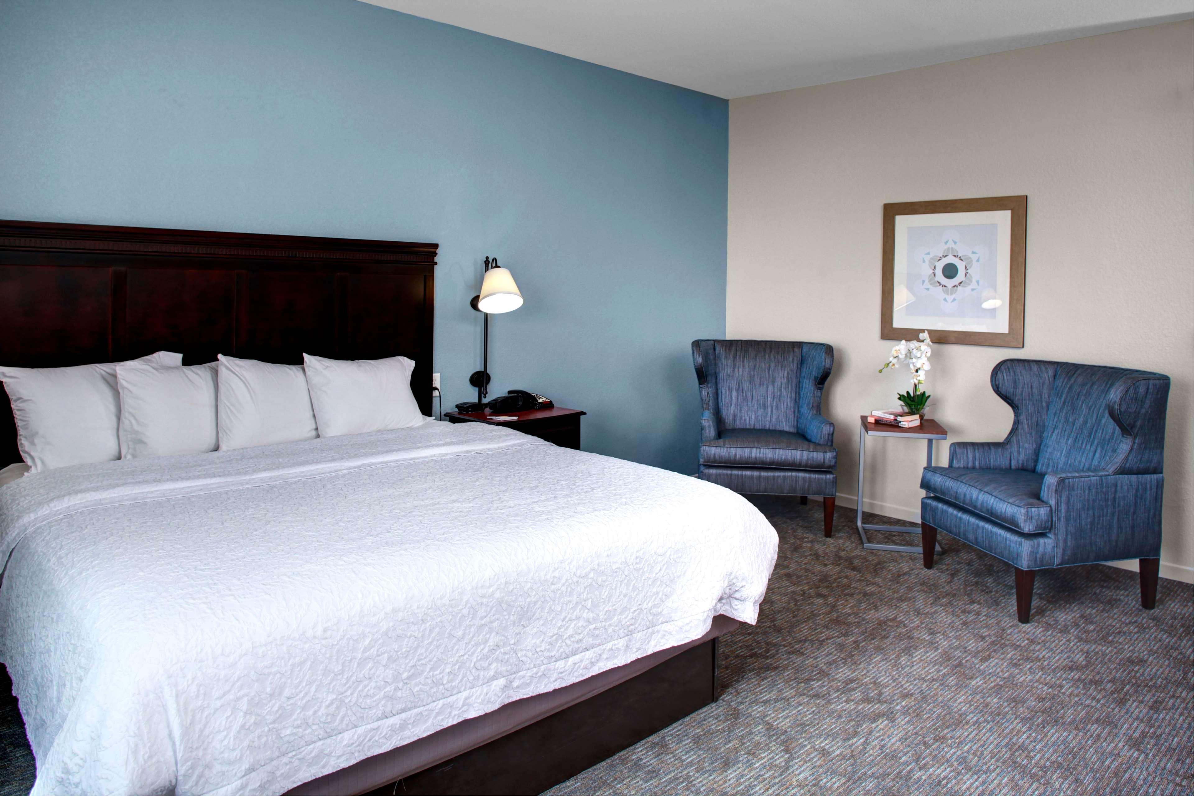 Hampton Inn & Suites ברני מראה חיצוני תמונה